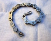 United Nations chain bracelet