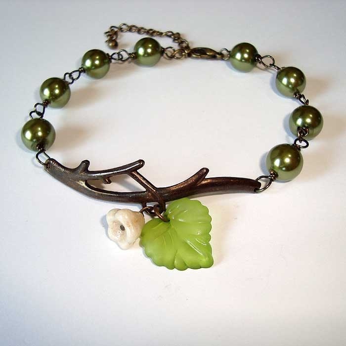 Branch Bracelet Green Pearls and Flower Antique Gold