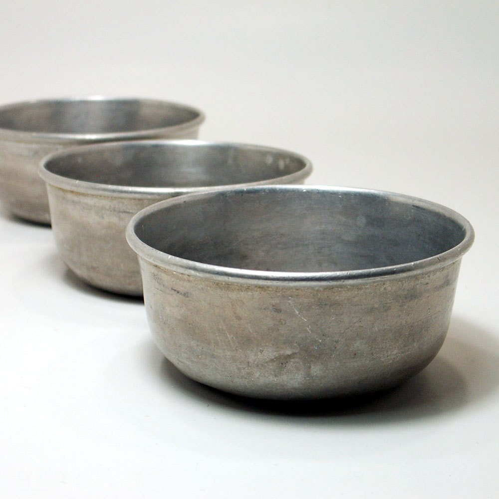 Cups by vintage Aluminum aluminium cups Bowls on Vintage AilorsAttic Etsy Cups by vintage Aluminum aluminium cups Bowls on Vintage AilorsAttic Etsy