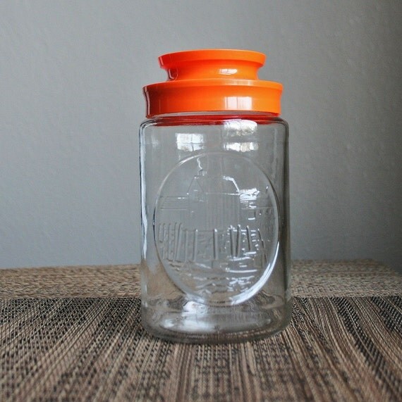 Vintage Anchor Hocking Glass Coffee Jar Plastic Lid by sariloaf