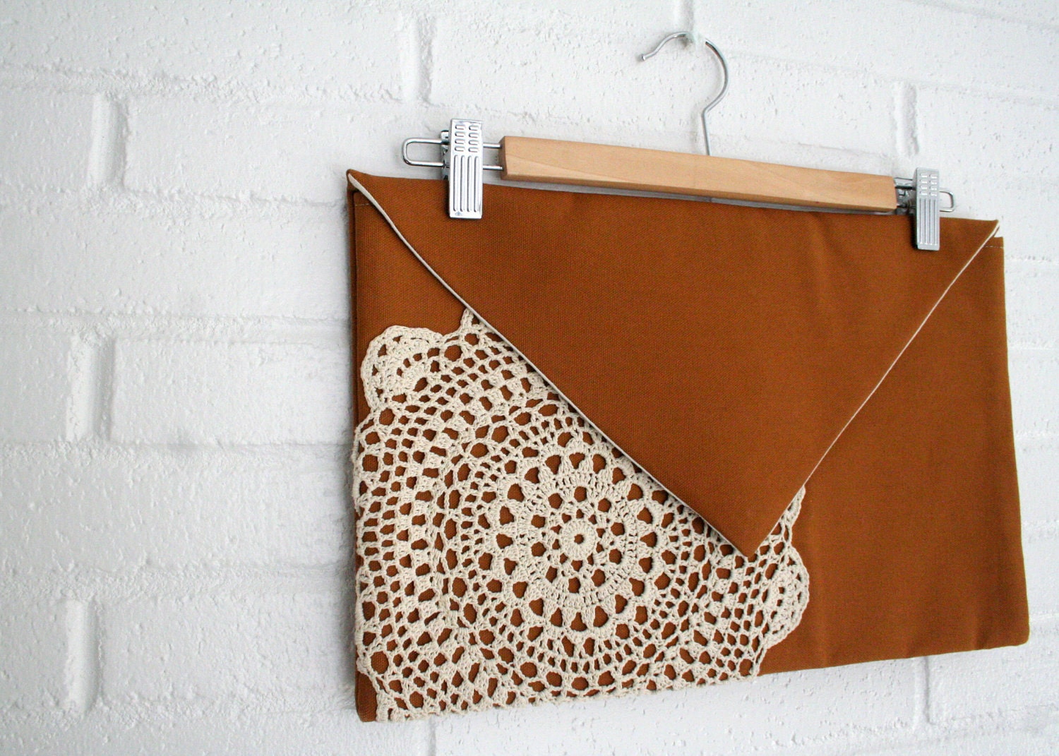 Doily Clutch purse. Envelope style, in Nutmeg.