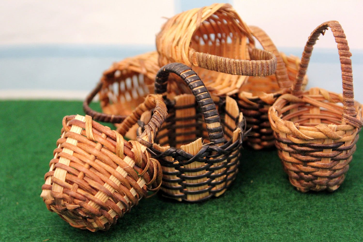6 Mini Willow Baskets NIP Miniature Craft by MothersMiniTreasures