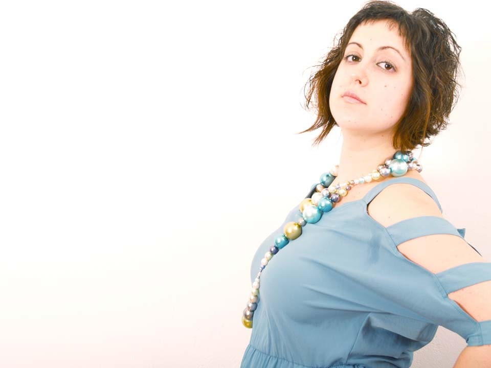 Sea Foam Glass Pearl Necklace - HomogeneousBonanza