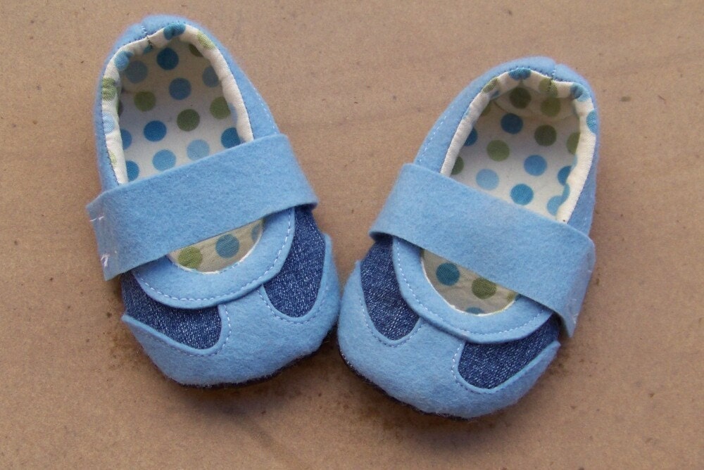 Baby Boy Retro Baby Sneakers Shoes PDF Baby Clothing Sewing Pattern for Boys or Girls