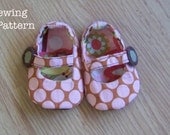 Reversible Mary Jane's Baby Girl Shoes PDF SEWING PATTERN. Baby Clothing Sewing Pattern. Toddler Girl 5 different sizes