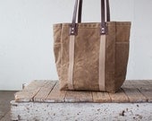 No. 105 Utility Tote in Dark Khaki Waxed Canvas