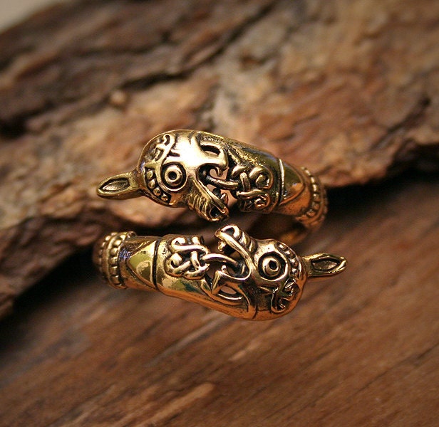 Viking Ring . Horse Heads . Oseberg . Bronze . Small
