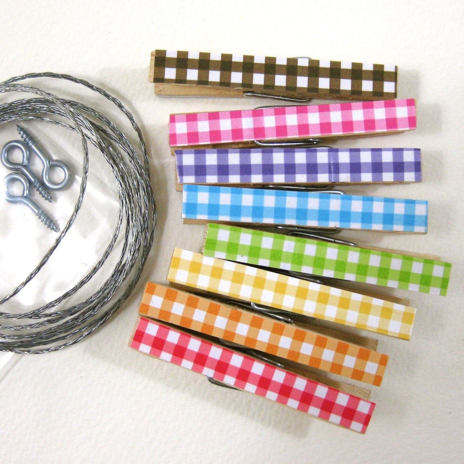 Clothesline Kit. Gingham Rainbow Clothespins and Hanging Wire