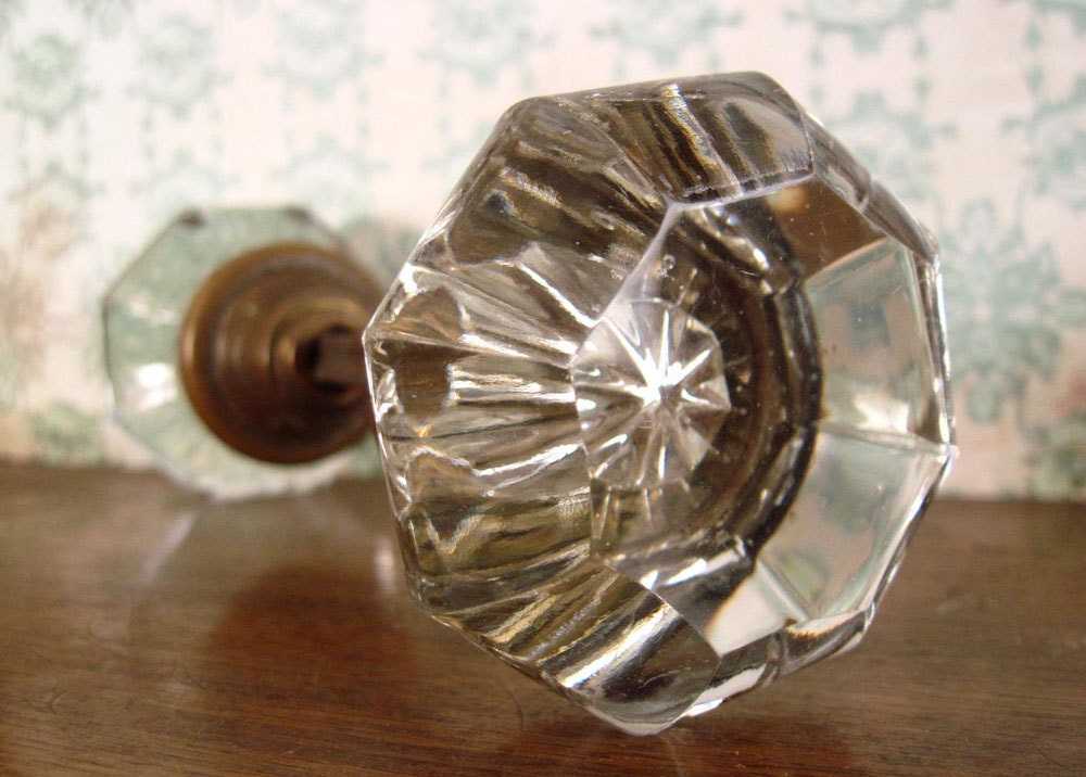 Antique Glass Door Knob with Brass Hardware