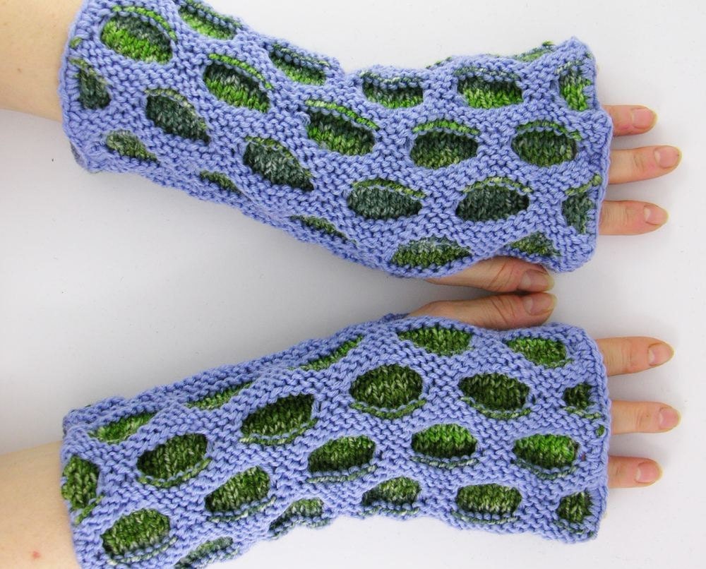 Fingerless gloves fingerless mittens arm warmers knit honeycomb motif lavender aqua kelly green tagt team curationnation
