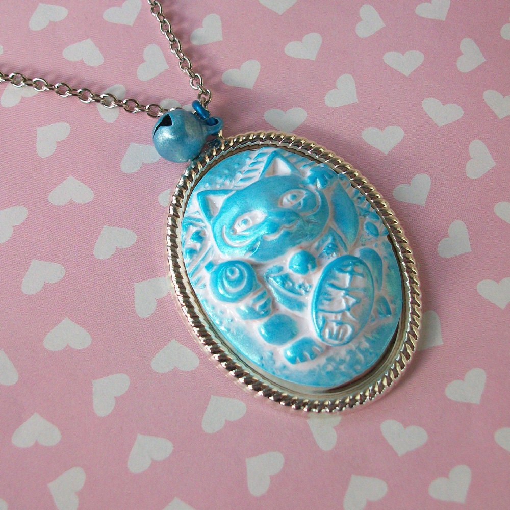 Blue Lucky Cat Cameo Necklace