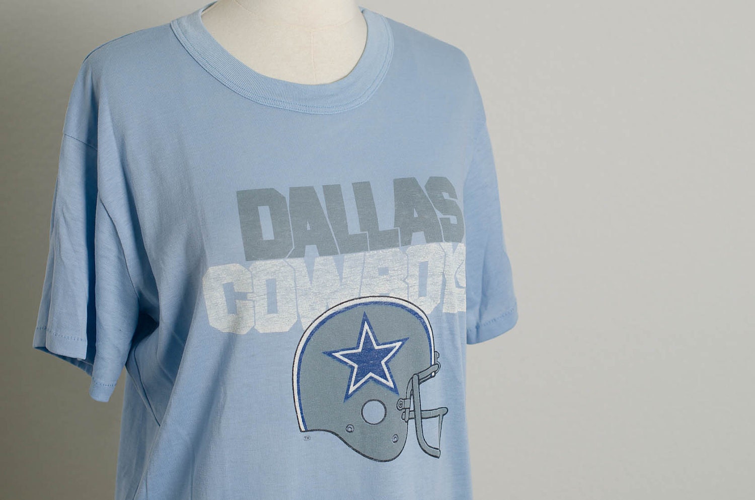 vintage 80s dallas cowboys helmet logo soft sport ringer t shirt light blue L