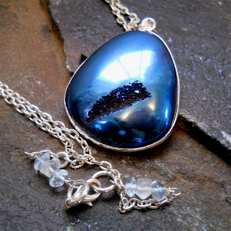 Huge Midnight Blue Window Druzy, Drusy Gemstone, Bezel Set in Sterling Silver , with Genuine Aquamarine Accents, Womens Fashion Jewelry
