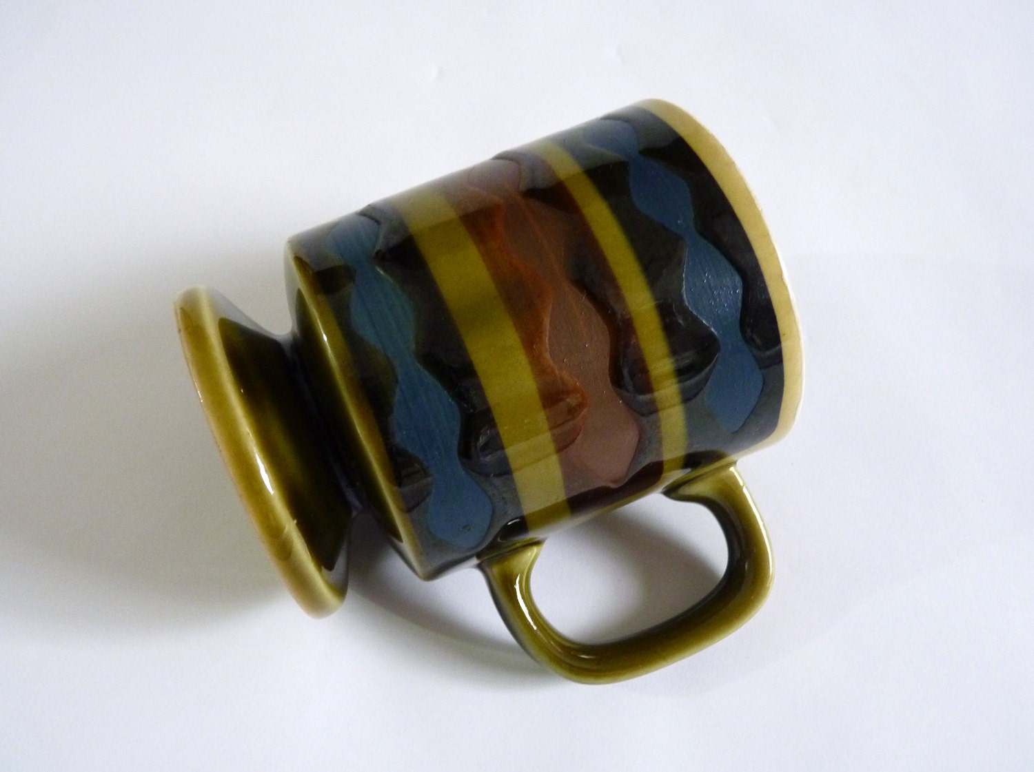 Pedestal Mug