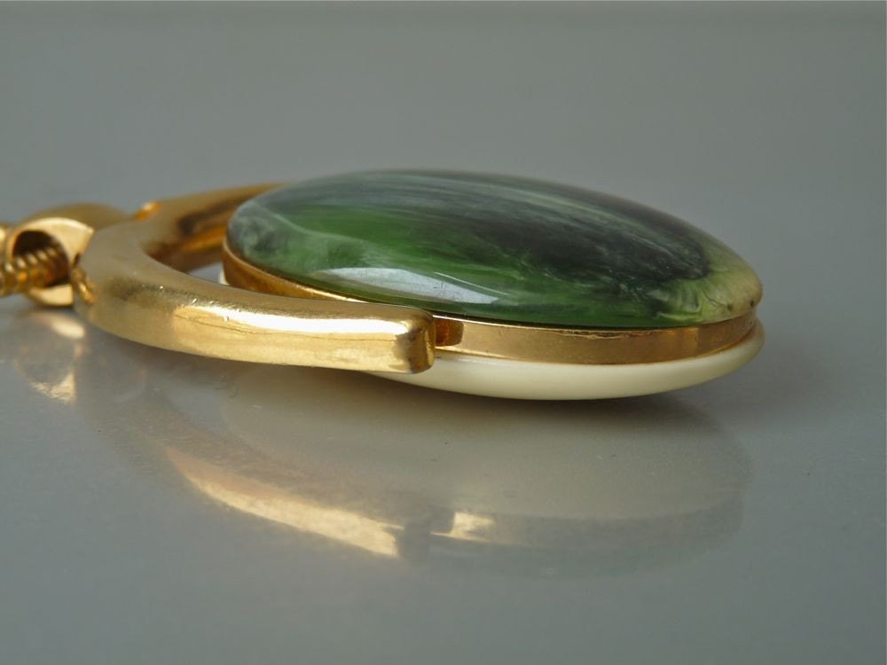 Vintage Trifari cream and green pendant necklace