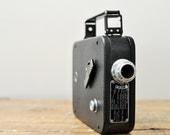 Vintage Cine Kodak Eight Movie Camera Model 25 with Leather Case