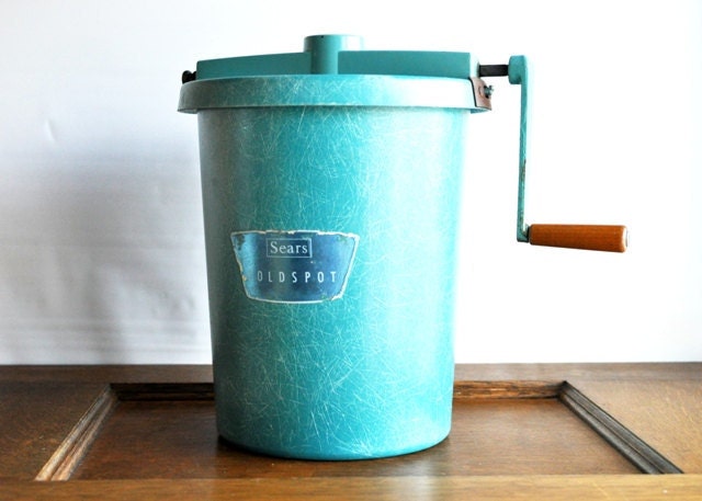 Vintage Ice Cream Maker with Instruction and Recipe Booklet