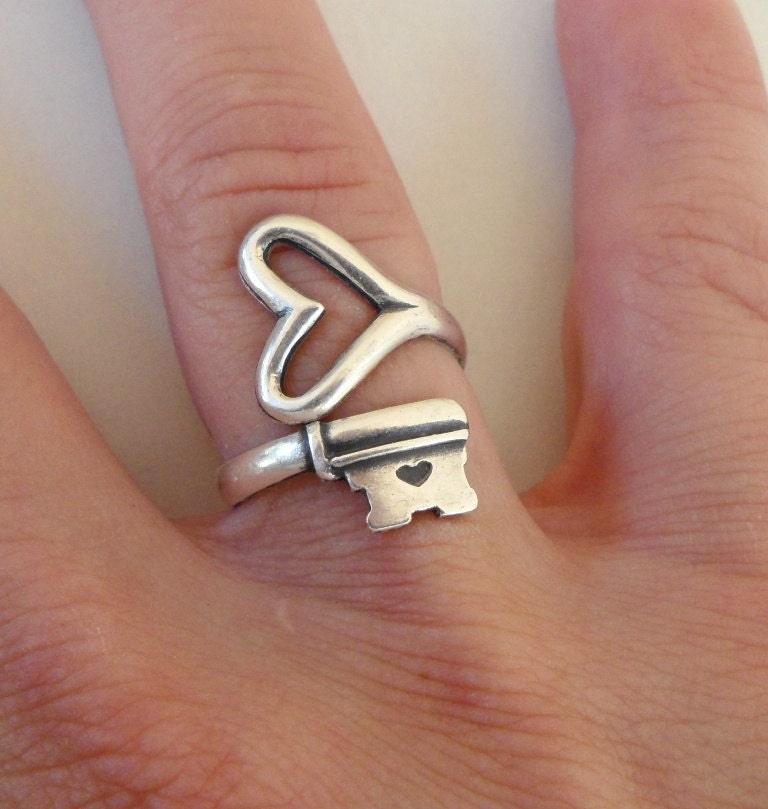 Steampunk Skeleton Key Ring- Key To My Heart Ring- Adjustable Ring- Sterling Silver Finish- Silver Ring