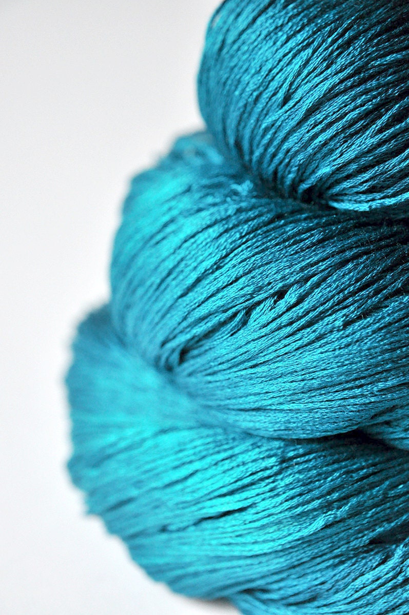 Turquoise sea swallowing an island - Silk Yarn Lace weight