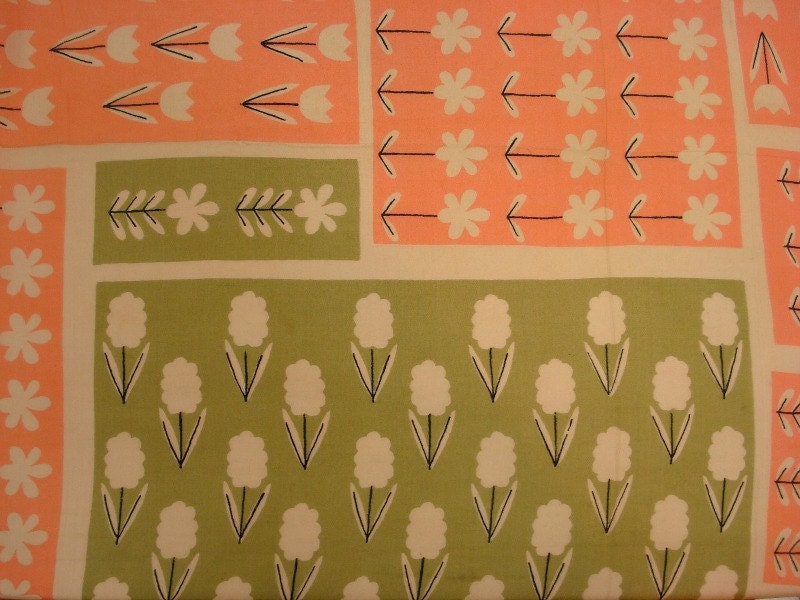 Vintage Vera Silk Scarf Sage Green and Salmon Pink 28" Square