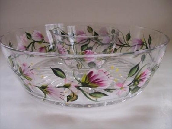 Chip and Dip Set hand painted with pink trumpet flowers