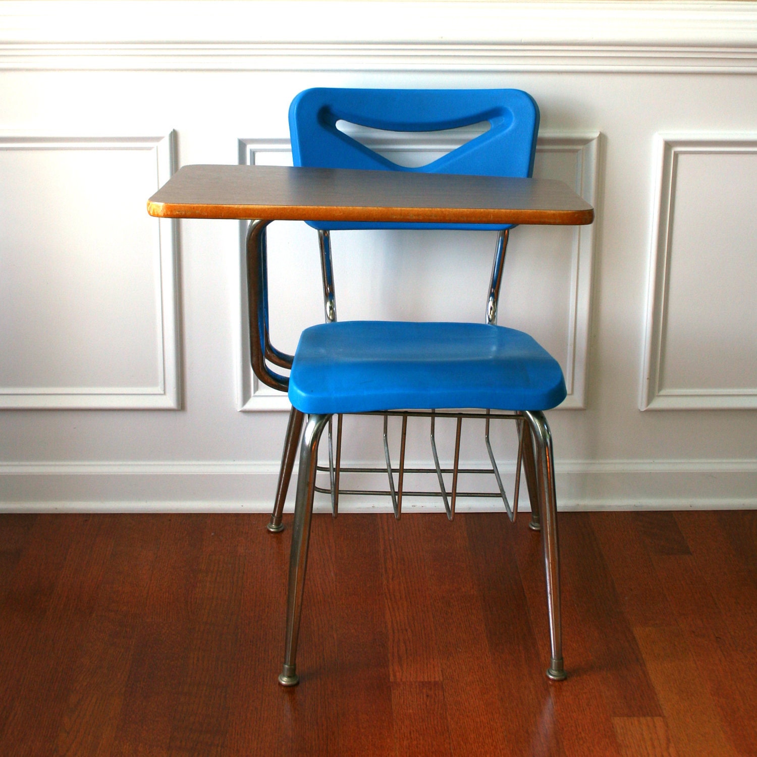 School Desk Storage and Chair. Metal. Plastic. Blue. Industrial Home Decor. Nautical. Water. Metal. Retro. Mod. Triangle. Rhapsodyattic. - RhapsodyAttic