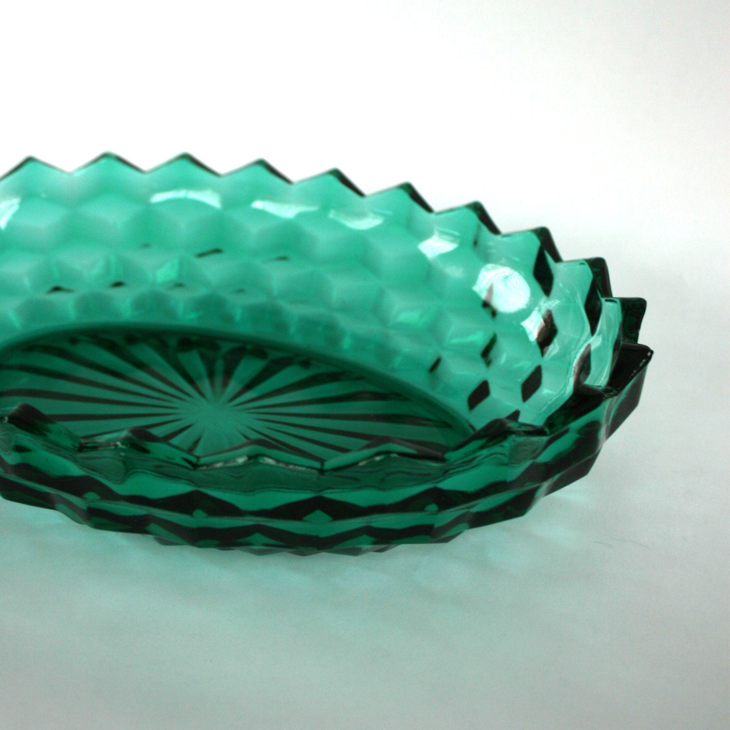 Vintage Turquoise Green Oval Bowl. Fostoria American. Blue Green. Oval. Diamond Patter. Starburst. Serving. Salad. Fruit. Dish. Aquamarine.