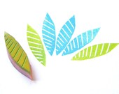 Striped leaf or petal hand carved rubber stamp