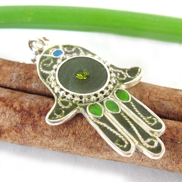 Hamsa necklace - Army green, Filigree silver