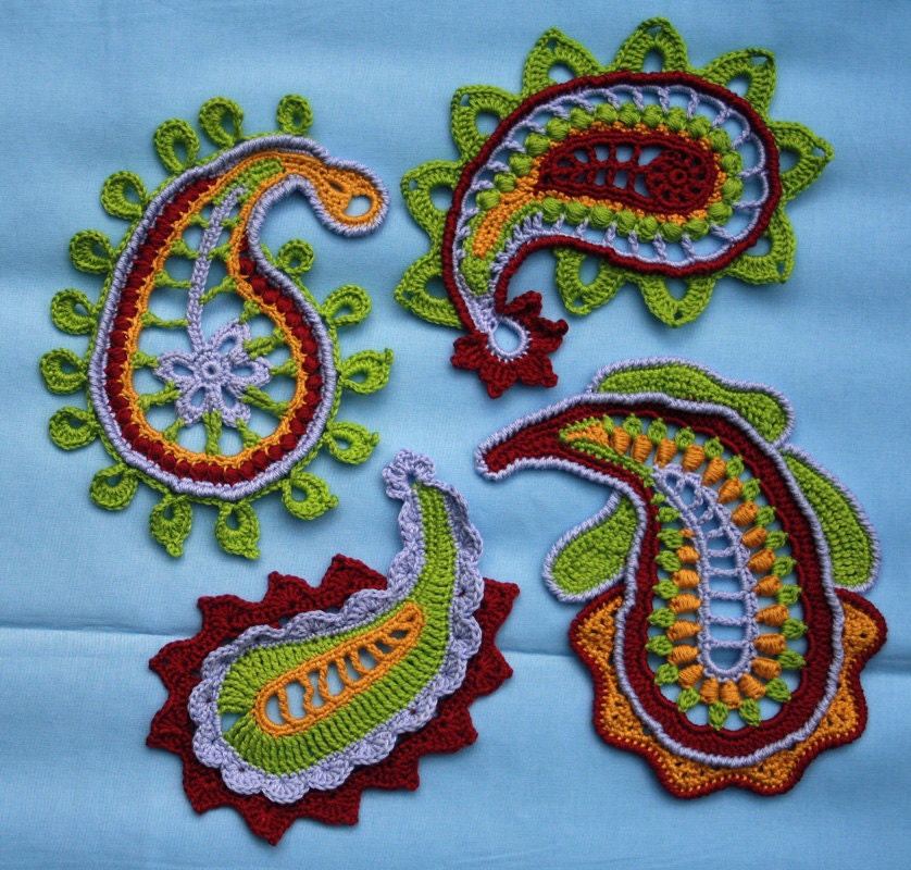 Paisley magic- crochet pattern