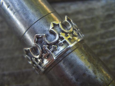 Medieval crown Ring in Sterling Silver