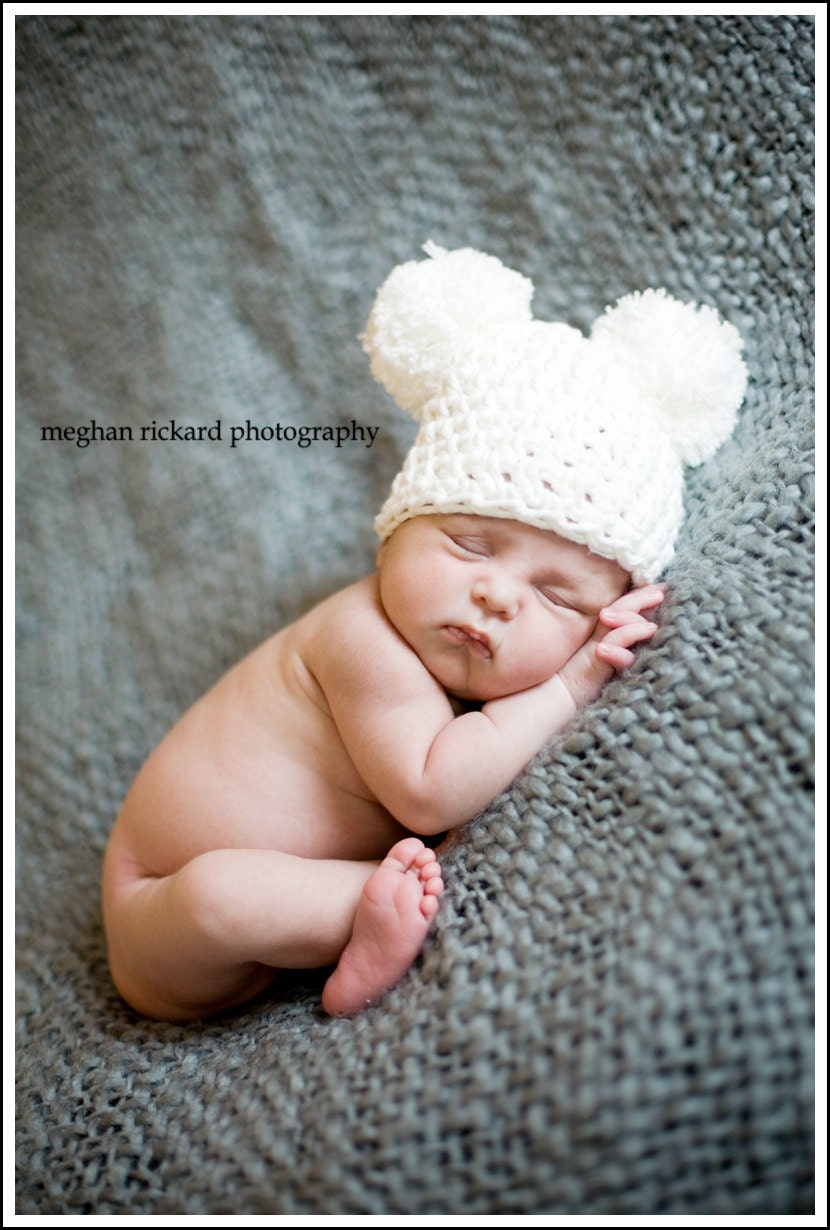 Newborn Photography Prop - White Pom Pom Hat