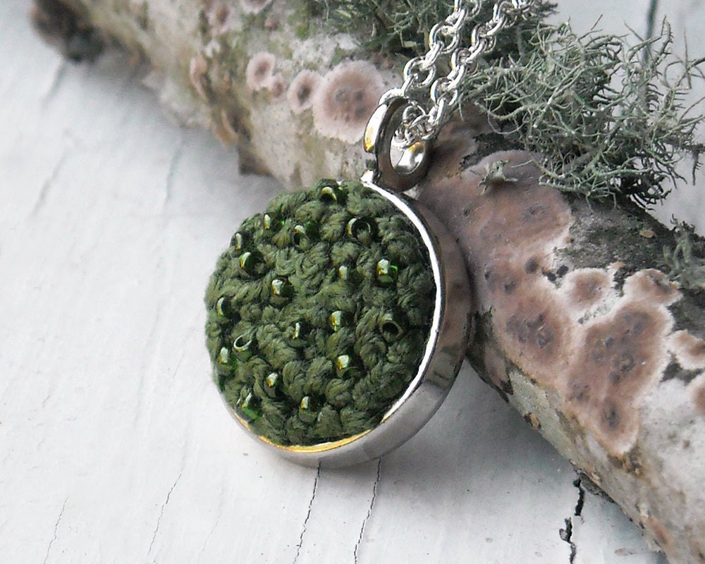 15% off sale - Woodland Moss Ring - Spring Fashion Jewelry, Garden Green Embroidery in Brass, Adjustable