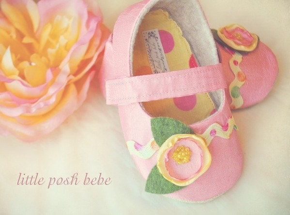 Toddler Shoes Francisca Light Pink Mary Janes with Yellow and Light Pink Poppy Flower (5-13)