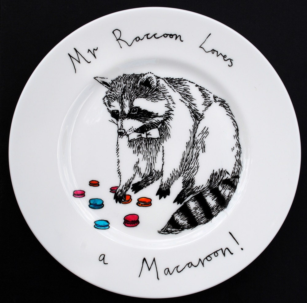 Mr Raccoon loves a Macaroon side plate