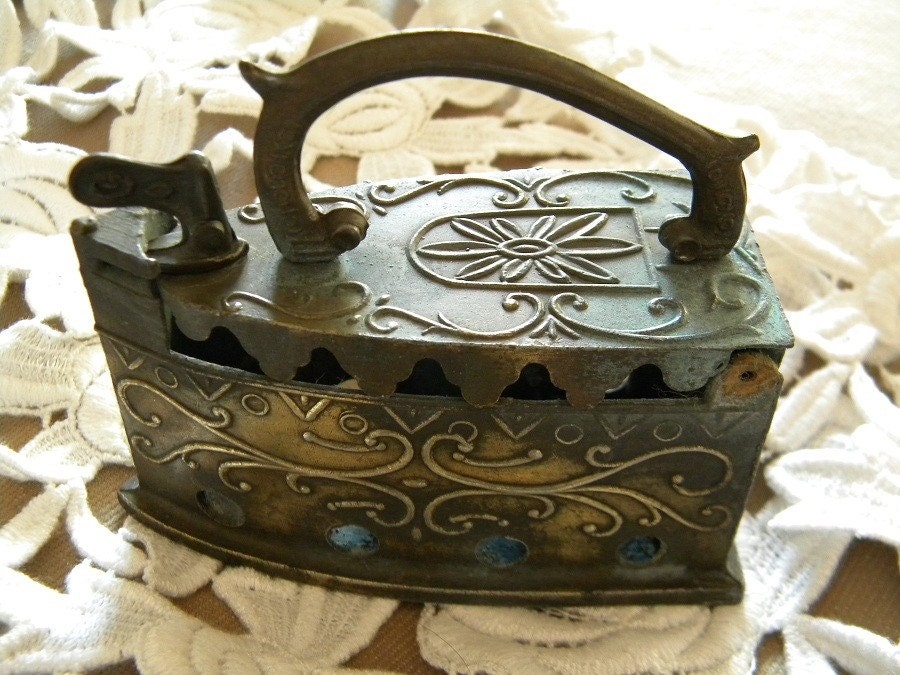 coal iron to iron small areas and lingerie french vintage