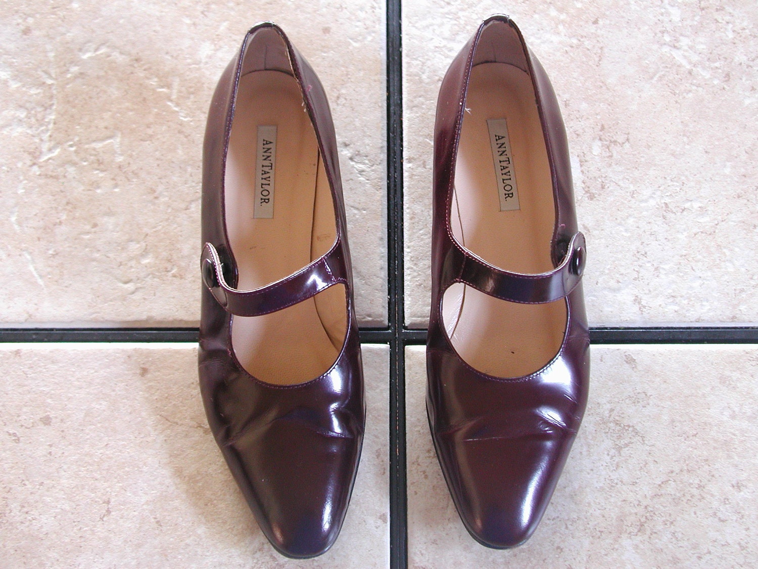 RESERVED Vintage Ann Taylor Antique Burgundy Leather Classic Mary Jane Dress Shoes Sz 9