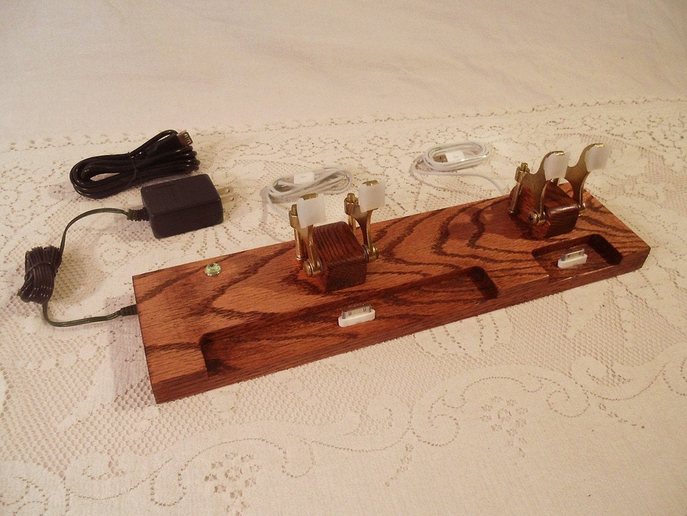 DUAL Unit - iPad - iPhone - iPod - with 4 USB Ports - Sync and Charging iDock Station iPad dock - iPhone4 Charging