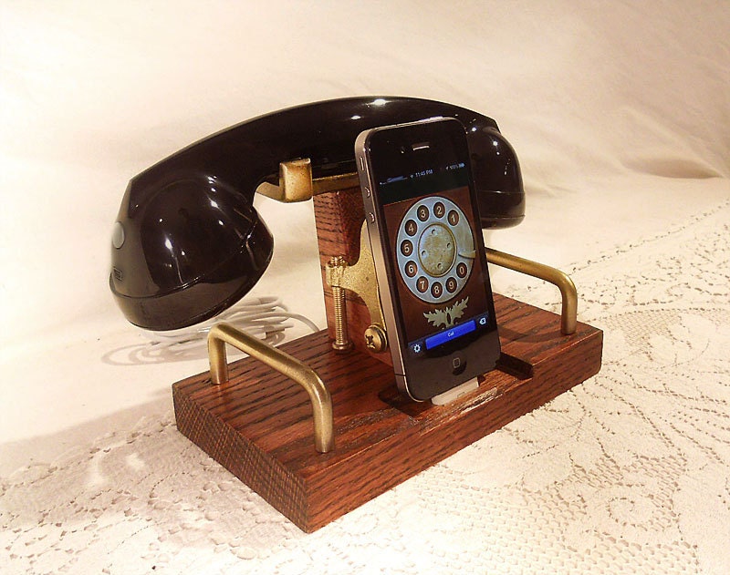 iPhone Dock - Phone - iPod Dock - Phone - Charger and Sync Station - Bluetooth Headset - Oak - Wireless Headset
