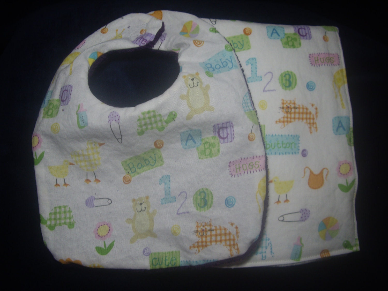 100% Cotton Robert Kaufman White Nursery Print Baby Bib and Burp Cloth Set
