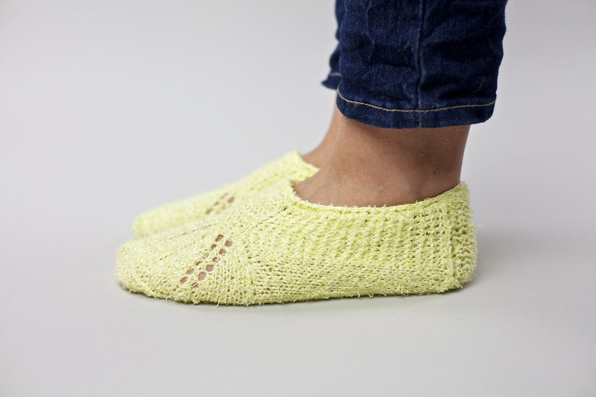 Yellow hand knit cotton socks slippers for women