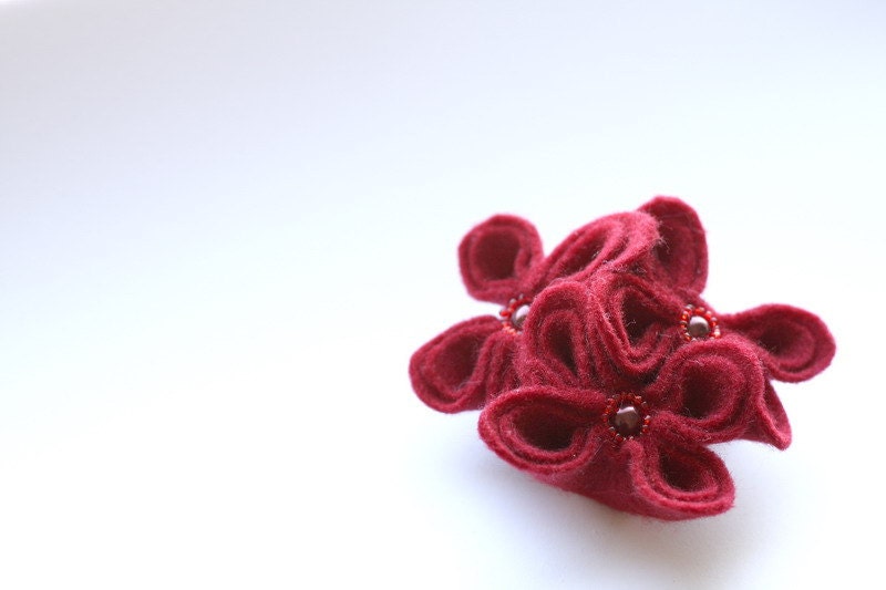 SALE Burgundy,  Felt Flower Brooch - GoodFloristDesign