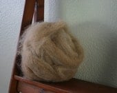 alpaca roving 1oz peaches and cream