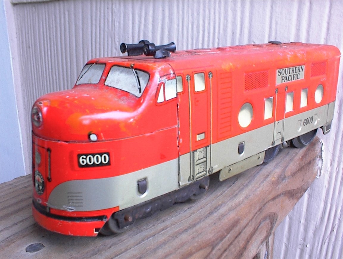 Tin Toy Train vintage MARX Southern Pacific by RolandDressler