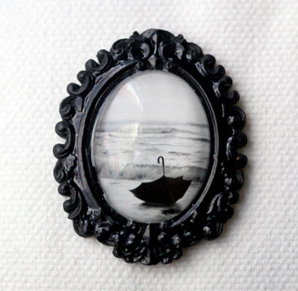 Black Resin frame art brooch featuring black and white photograph - PenumbraImages