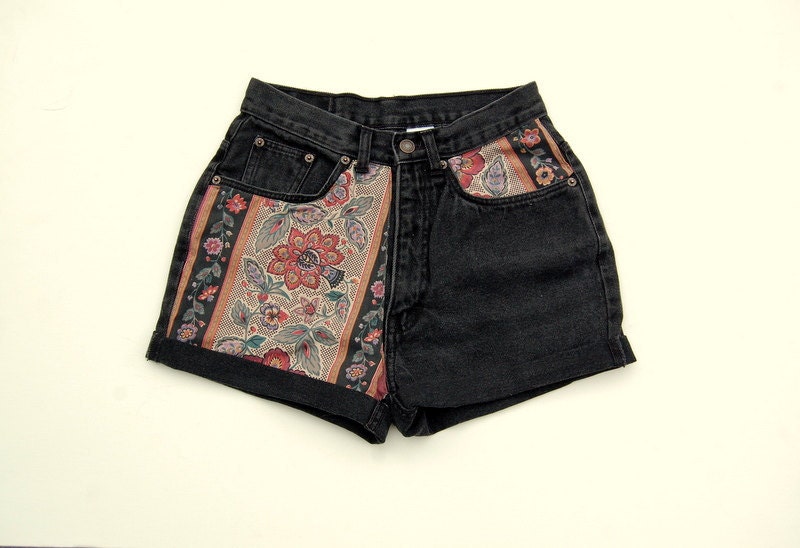 Vintage high waist cuffed shorts with contrasting panel 1990s