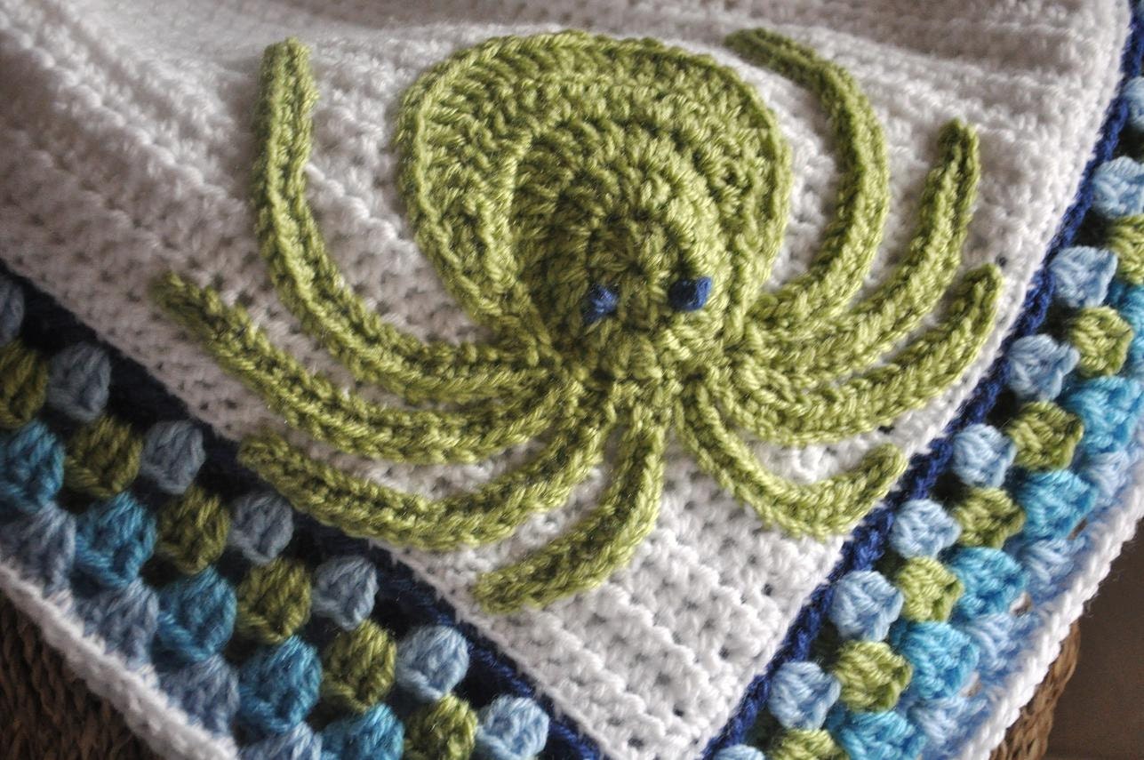 Baby Blanket Granny Border Octopus Green