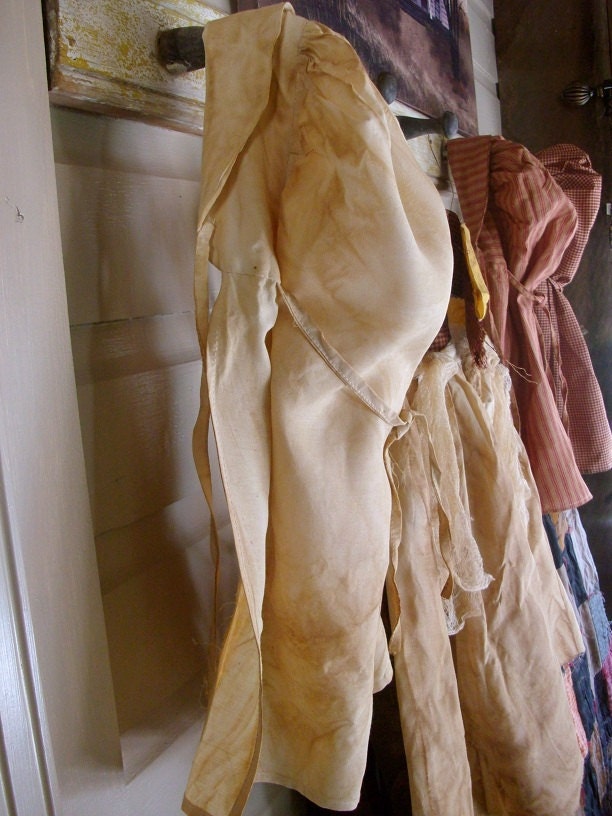 Primitive Handmade Long Prairie Bonnet