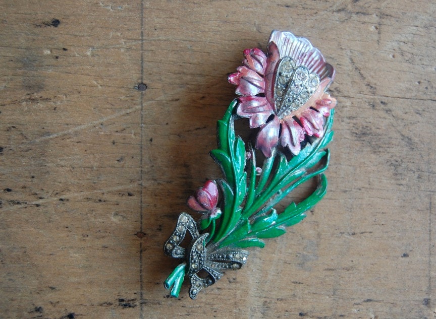 vintage pot metal brooch / 1930s jewelry / HELLEBORES