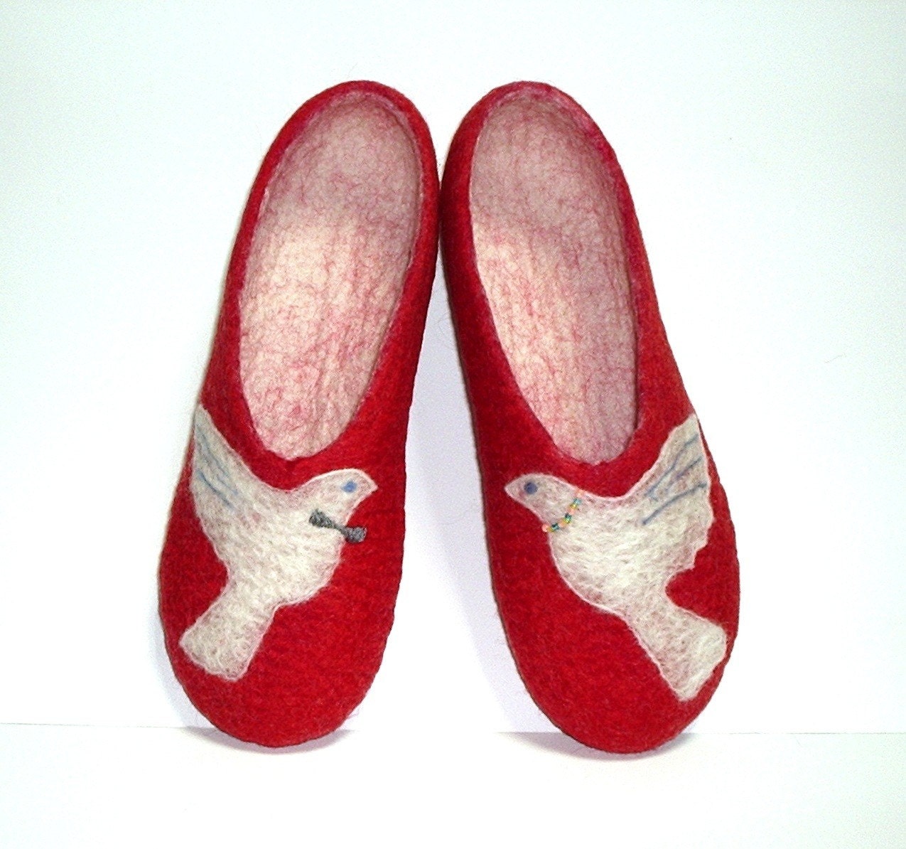 Cute lovebirds ...Felted slippers  / Red / White / Handmade